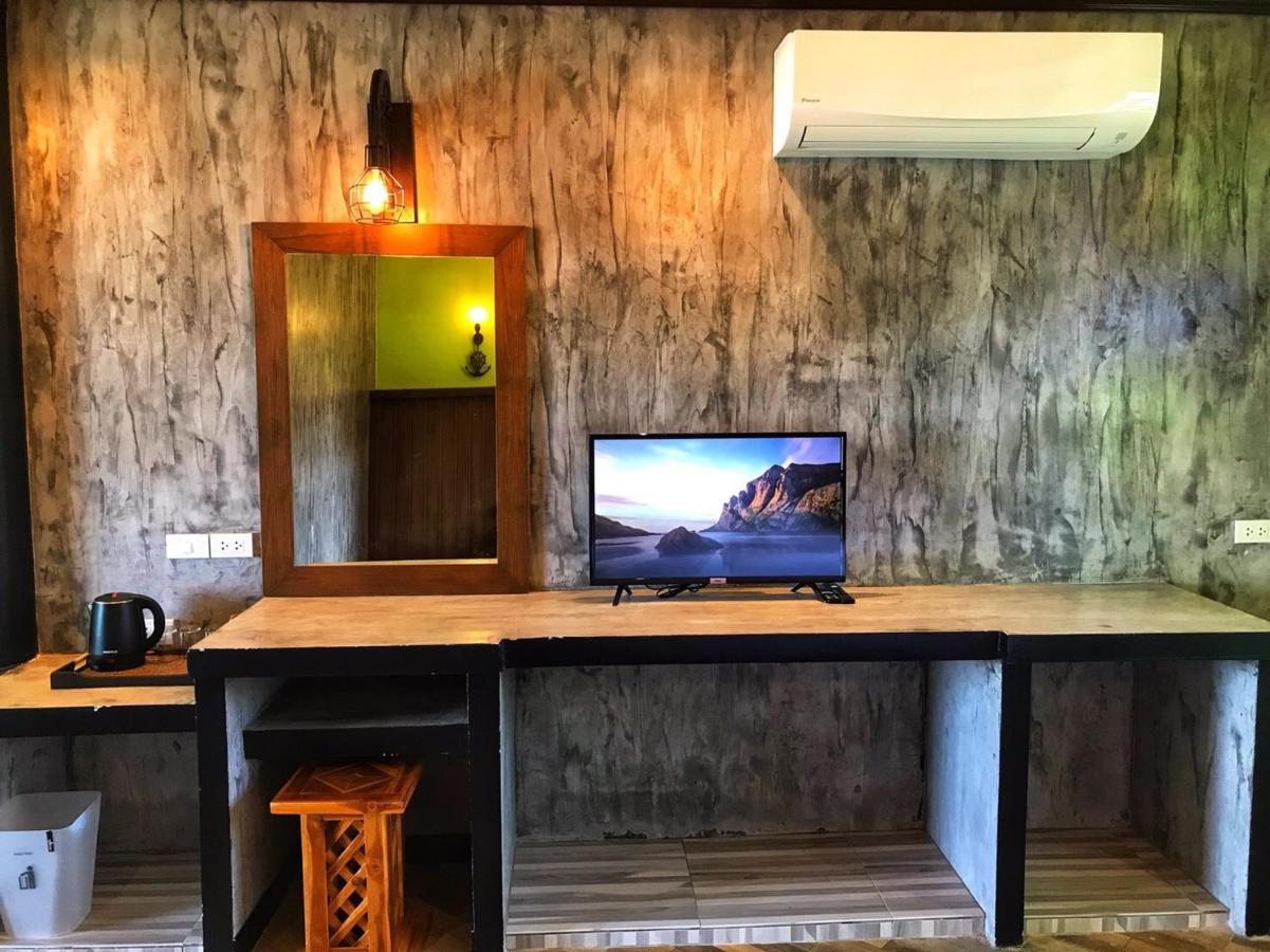 Hotel Mangrove House Lanta Old Town Ko Lanta Exterior foto