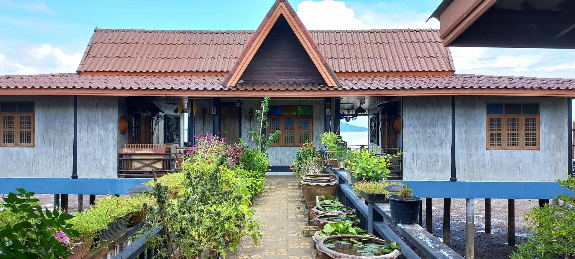 Hotel Mangrove House Lanta Old Town Ko Lanta Exterior foto